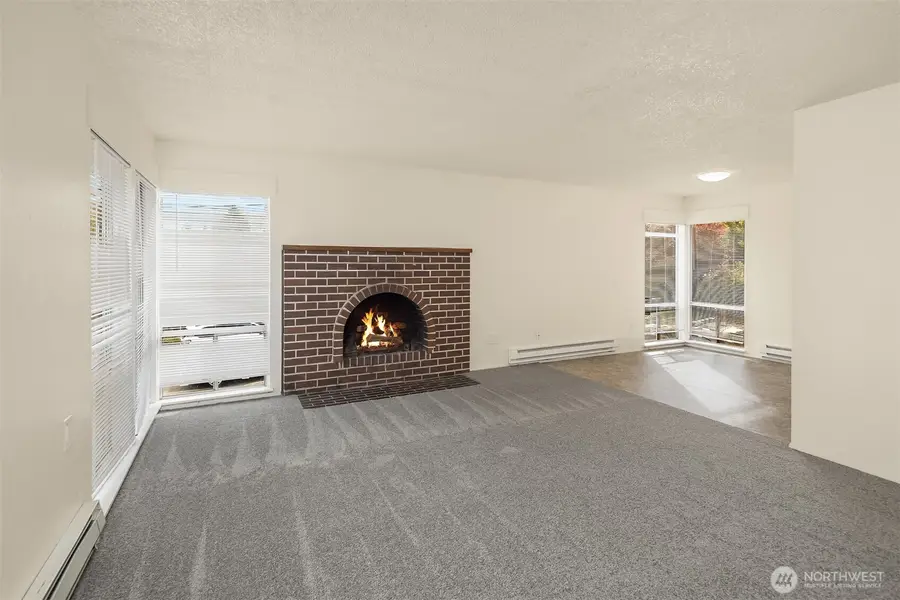 326 NE 50th Street, Seattle, WA 98105 - #2