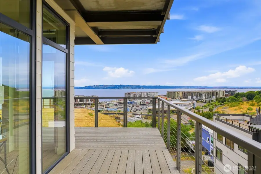 5204 N Bennett Street #311, Ruston, WA 98407 - #3