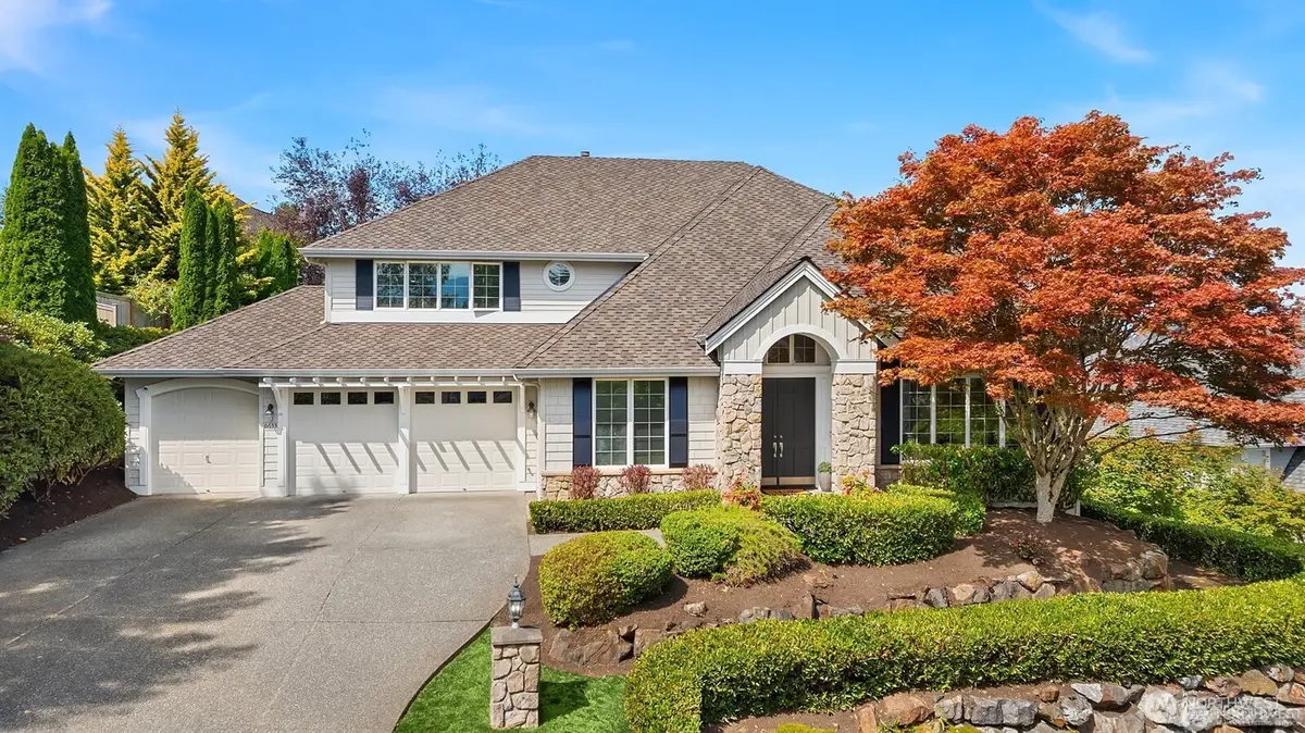 6633 Fairway Avenue Se, Snoqualmie, WA 98065 - #1