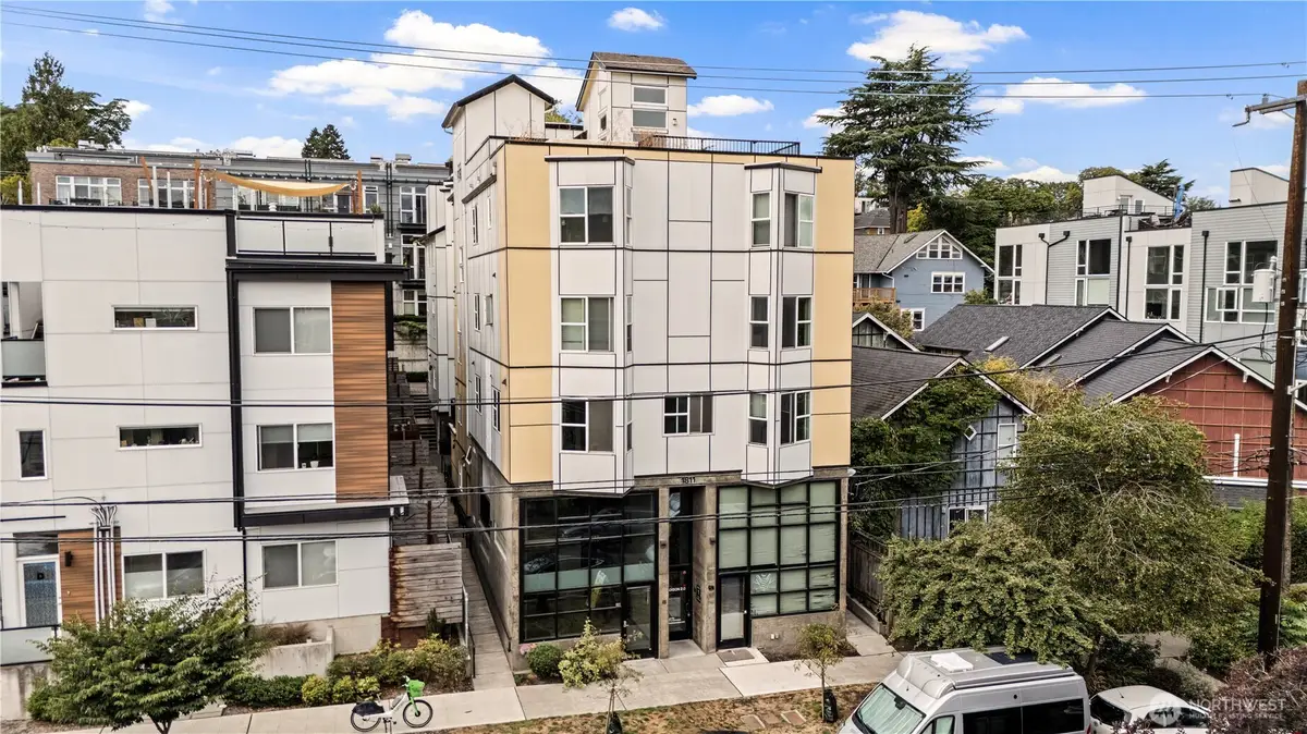 1811 20th Avenue, Seattle, WA 98122 - #1