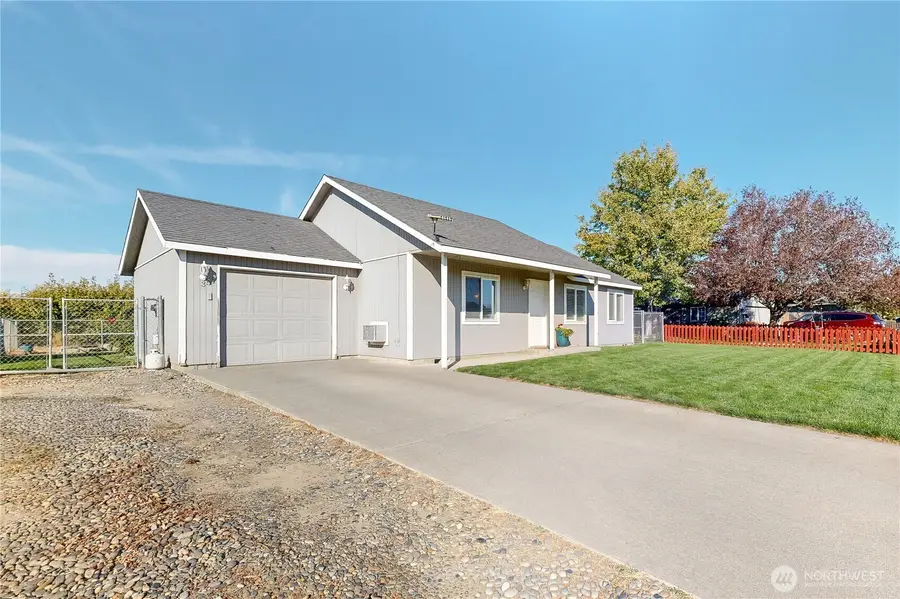 351 NE 15th Avenue, Milton Freewater, OR 97862 - #2