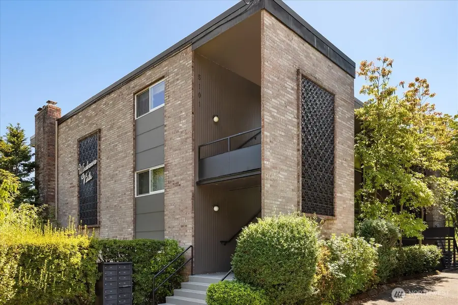 5101 NE 55th Street #103, Seattle, WA 98105 - #2