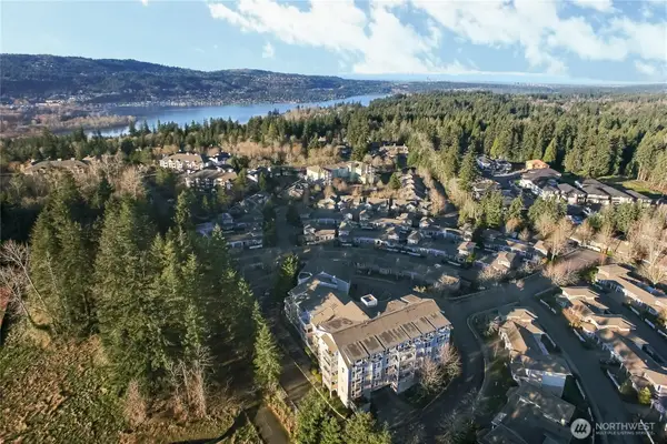 22535 SE Highland Circle #302, Issaquah, WA 98029