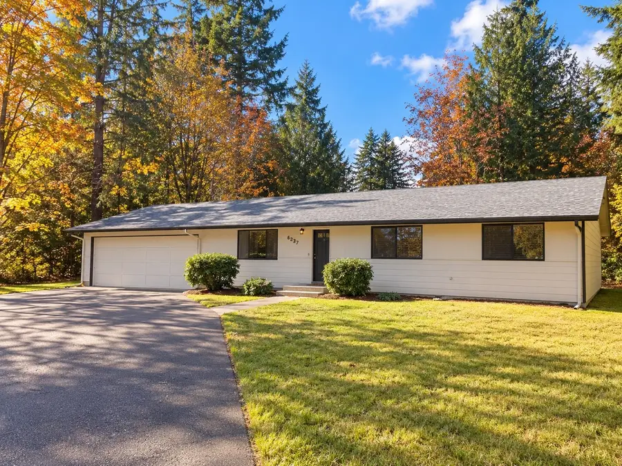 6237 Puget Road Ne, Olympia, WA 98516 - #3