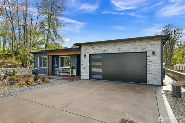 8721 Charel Drive, Blaine, WA 98230