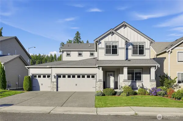 12911 Emerald Ridge Boulevard E, Puyallup, WA 98374