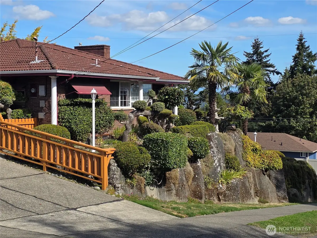 2818 S Dawson Street, Seattle, WA 98108 - #1