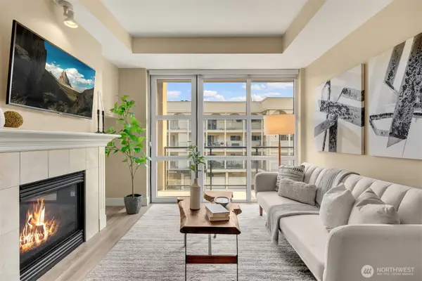 10047 Main Street #305, Bellevue, WA 98004