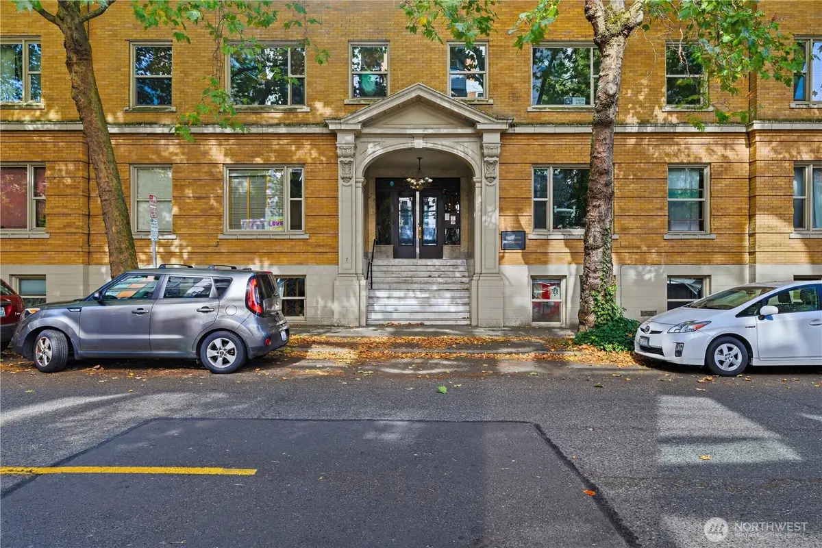 7 Harrison Street #2, Seattle, WA 98109 - #1
