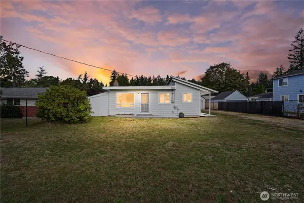 9015 Forest Ave Sw, Lakewood, WA 98498