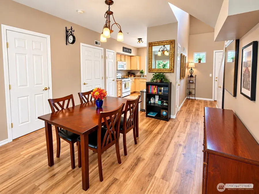 31900 104th Avenue Se #E206, Auburn, WA 98092 - #3