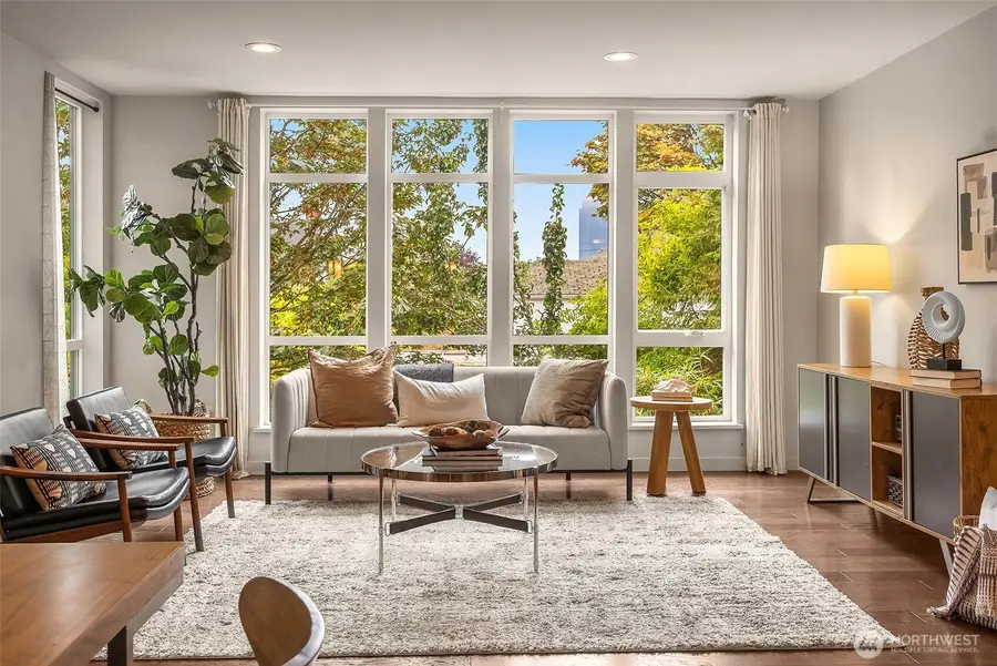 121 20th Avenue, Seattle, WA 98122 - #2