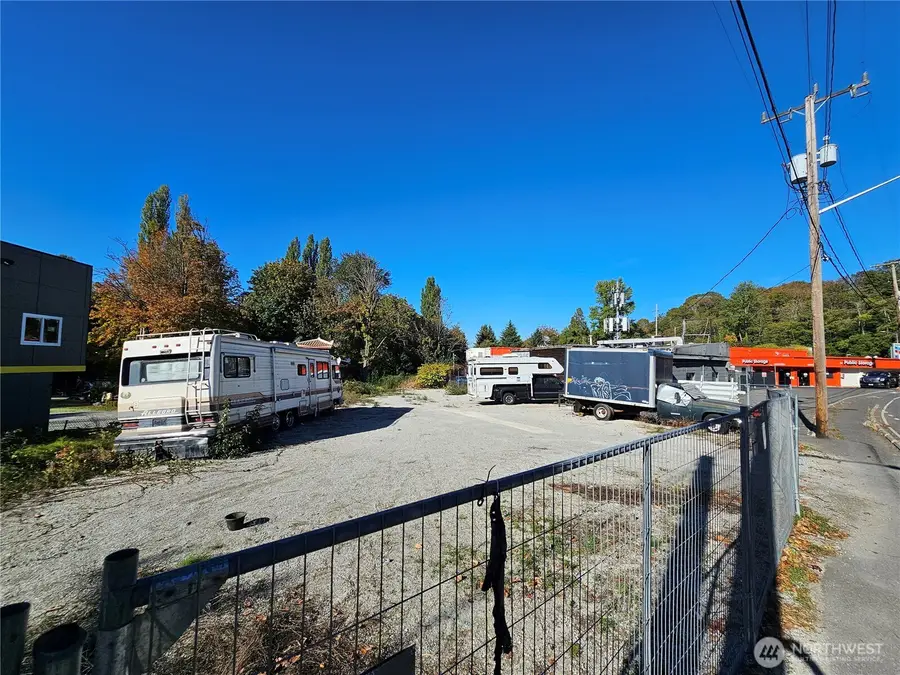 2216 SW Orchard Street, Seattle, WA 98106 - #2