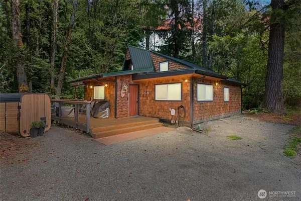 178 Skate Creek Road N, Ashford, WA 98328
