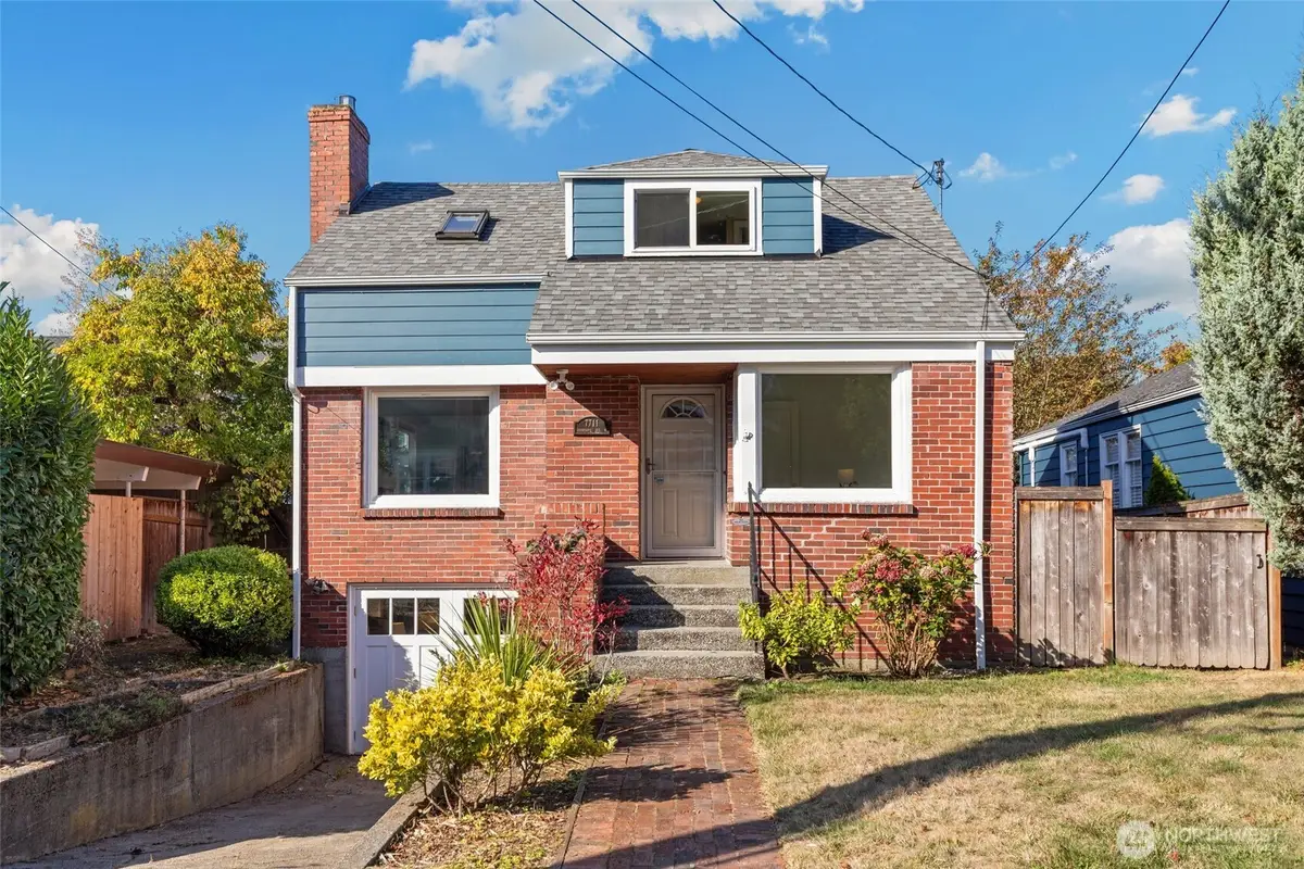 7711 Sunnyside Avenue N, Seattle, WA 98103 - #1