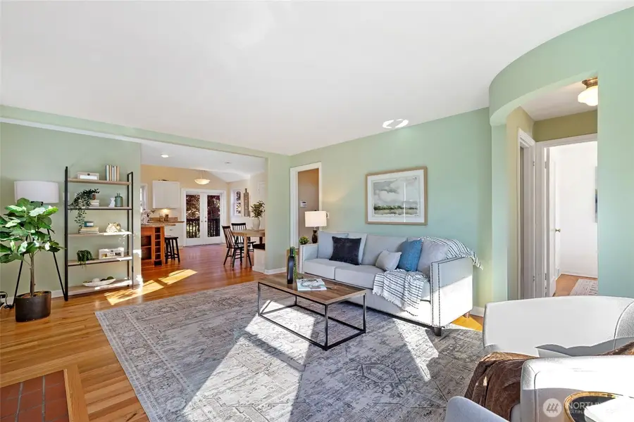 7711 Sunnyside Avenue N, Seattle, WA 98103 - #3