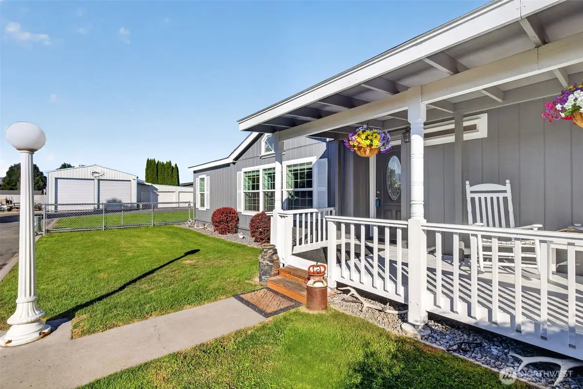 407 Nightengale Place, East Wenatchee, WA 98802 - #1