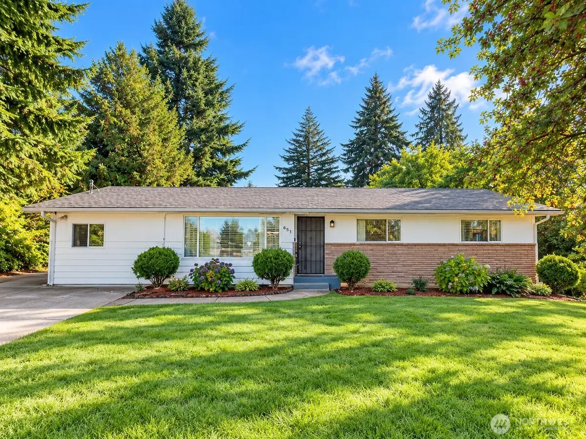 851 SW 116th Street, Seattle, WA 98146 - #1