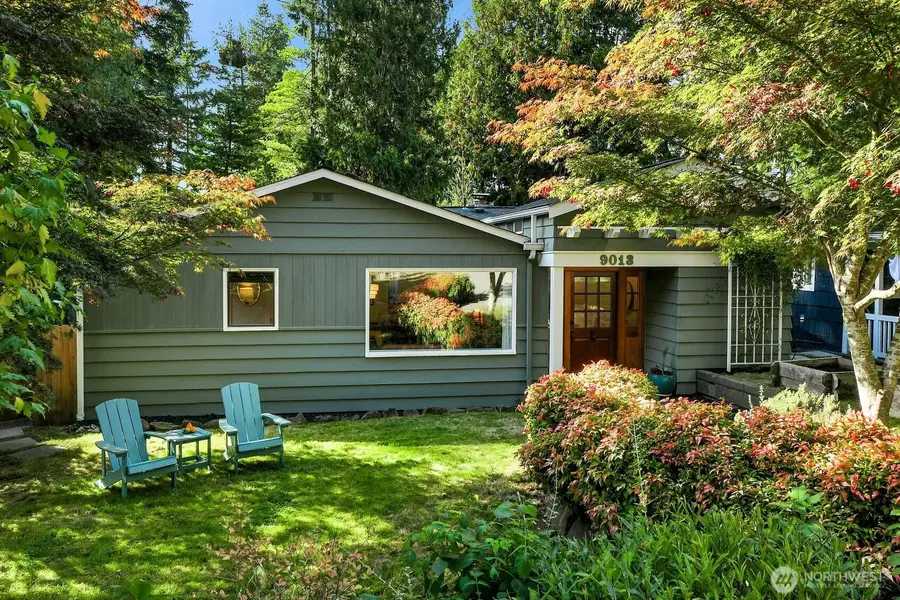 9013 25th Avenue Ne, Seattle, WA 98115 - #2