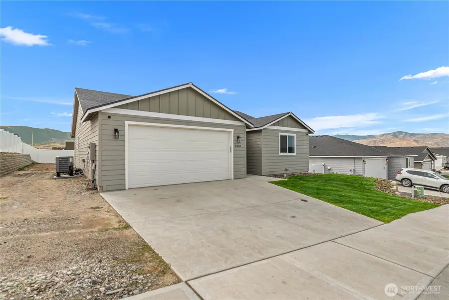 2330 Noah Street Se, East Wenatchee, WA 98802 - #3