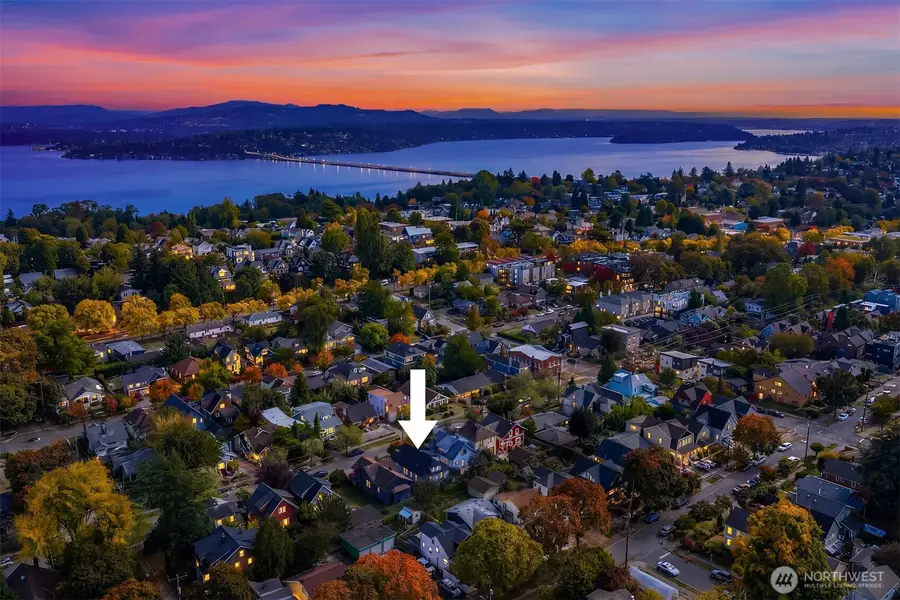 181 26th Avenue, Seattle, WA 98122 - #2