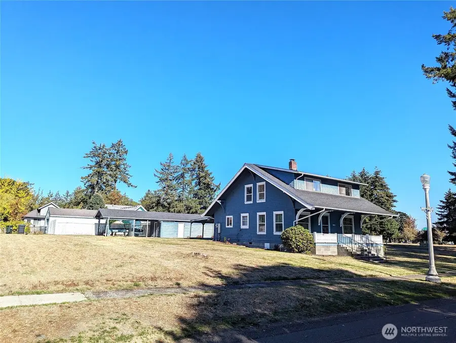 201 Brandywine Avenue, Dupont, WA 98327 - #2