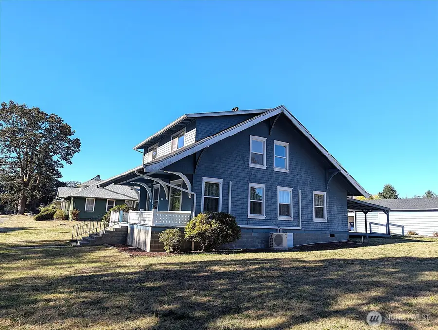 201 Brandywine Avenue, Dupont, WA 98327 - #3