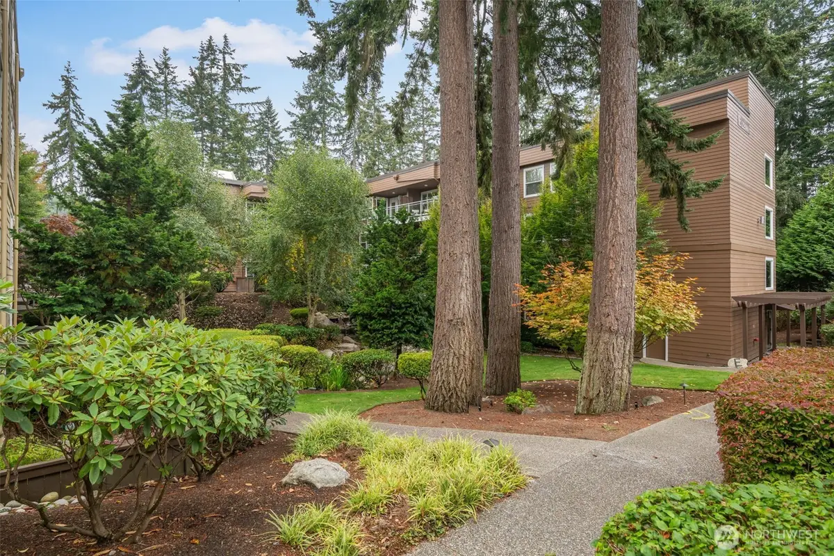 22910 90th Avenue W #E305, Edmonds, WA 98026 - #1