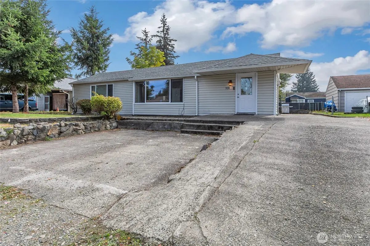 906 116th Street S, Tacoma, WA 98444 - #1