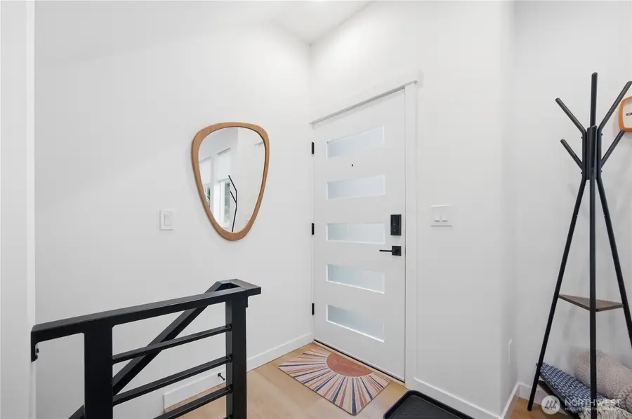 2809 Grand Street #4, Seattle, WA 98144 - #3