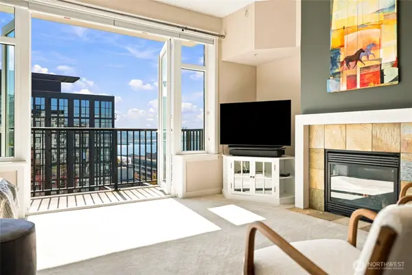 2607 Western Avenue #1002, Seattle, WA 98121
