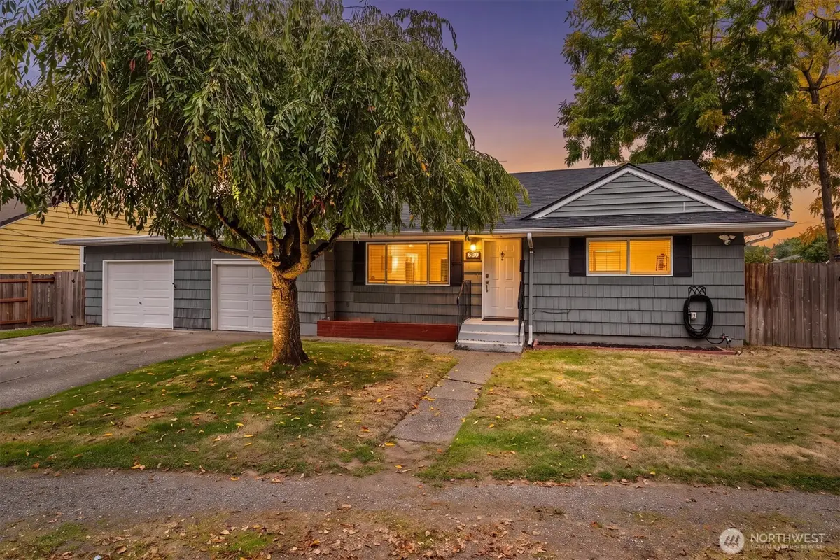 620 D Street Se, Auburn, WA 98002 - #1