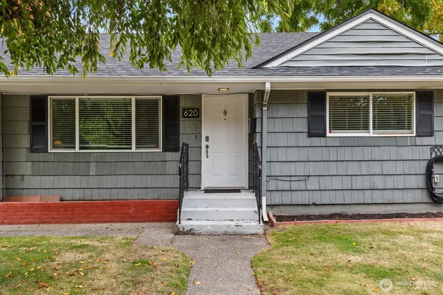 620 D Street Se, Auburn, WA 98002 - #2
