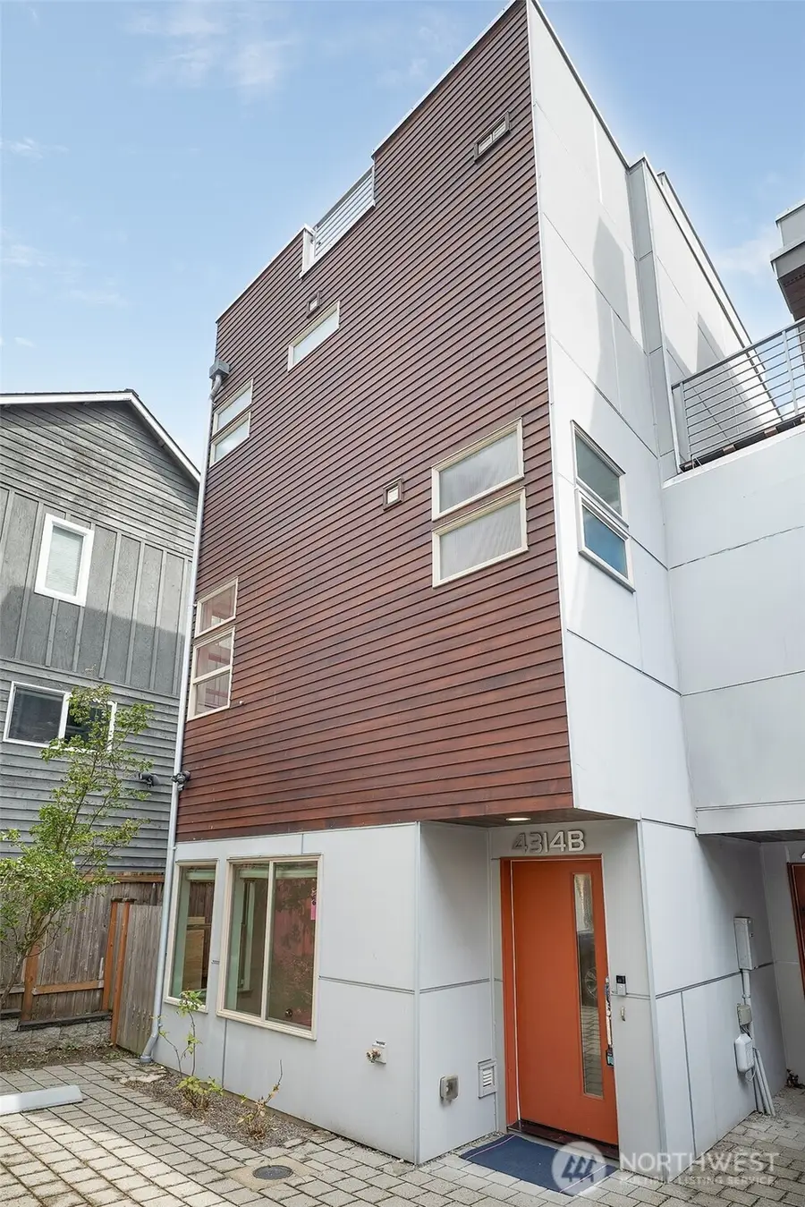4314 Whitman Avenue N #B, Seattle, WA 98103 - #2