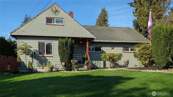 24116 52nd Avenue W, Mountlake Terrace, WA 98043