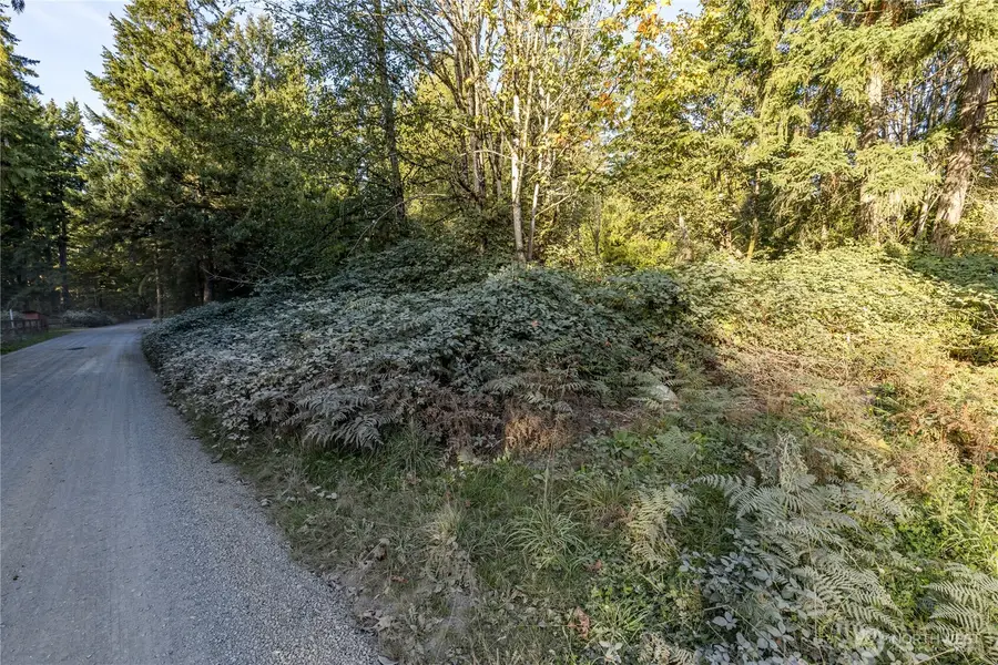 16421 193rd Avenue E #2, Bonney Lake, WA 98391 - #3