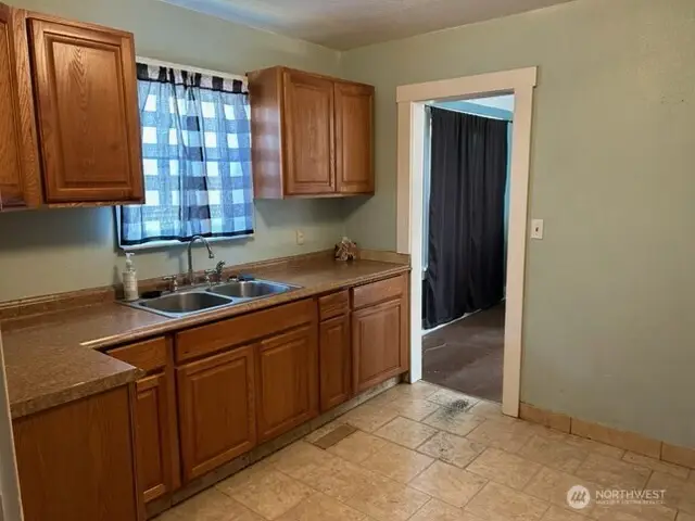 310 S Birch Street, Omak, WA 98841 - #2