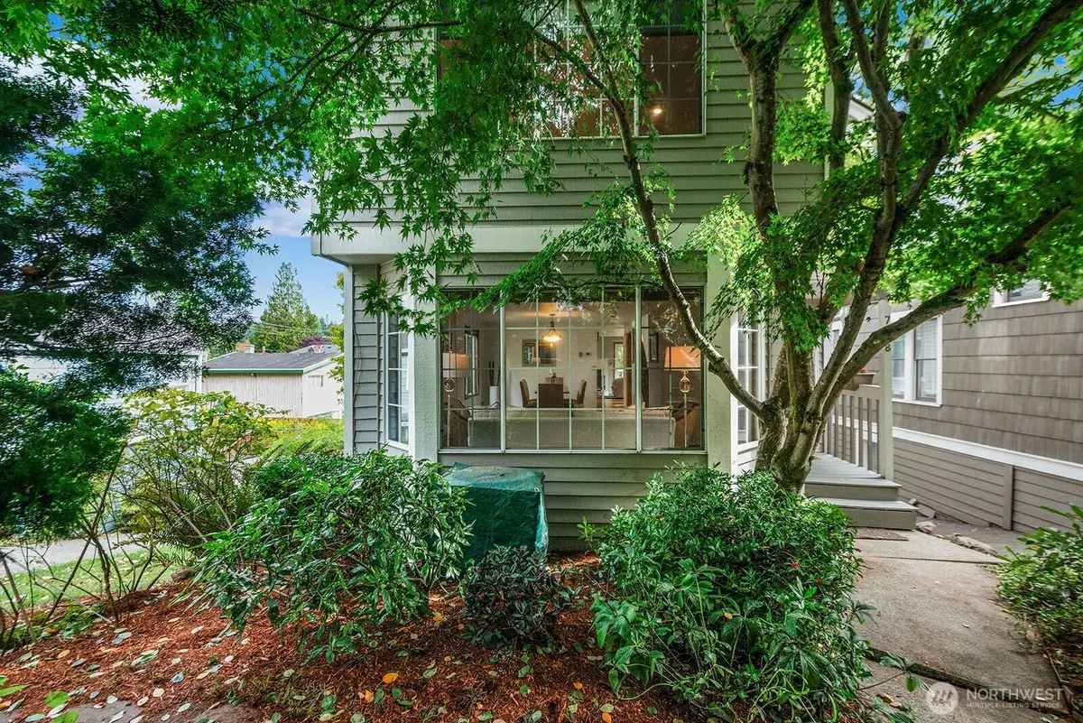 7548 Ravenna Avenue Ne, Seattle, WA 98115 - #1