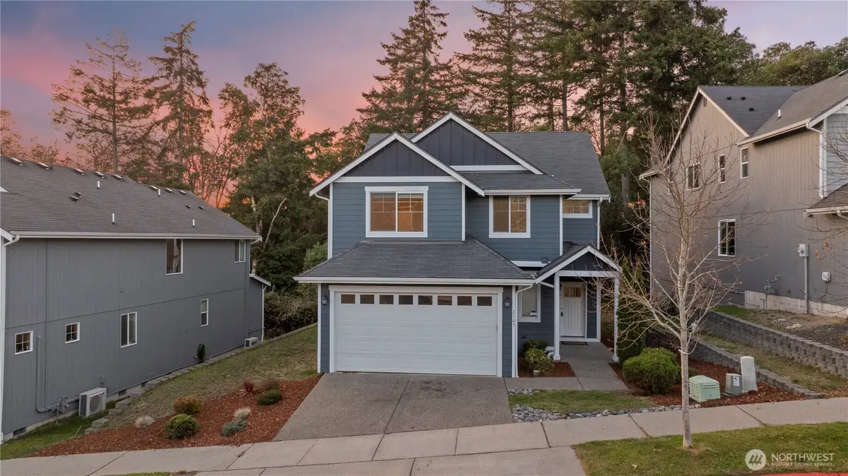 2305 Seringa Avenue, Bremerton, WA 98310 - #1