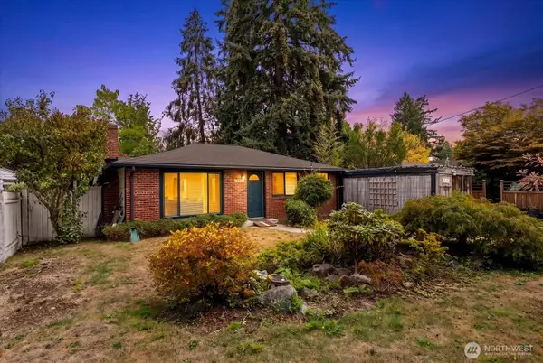 14714 31st Avenue Ne, Shoreline, WA 98155