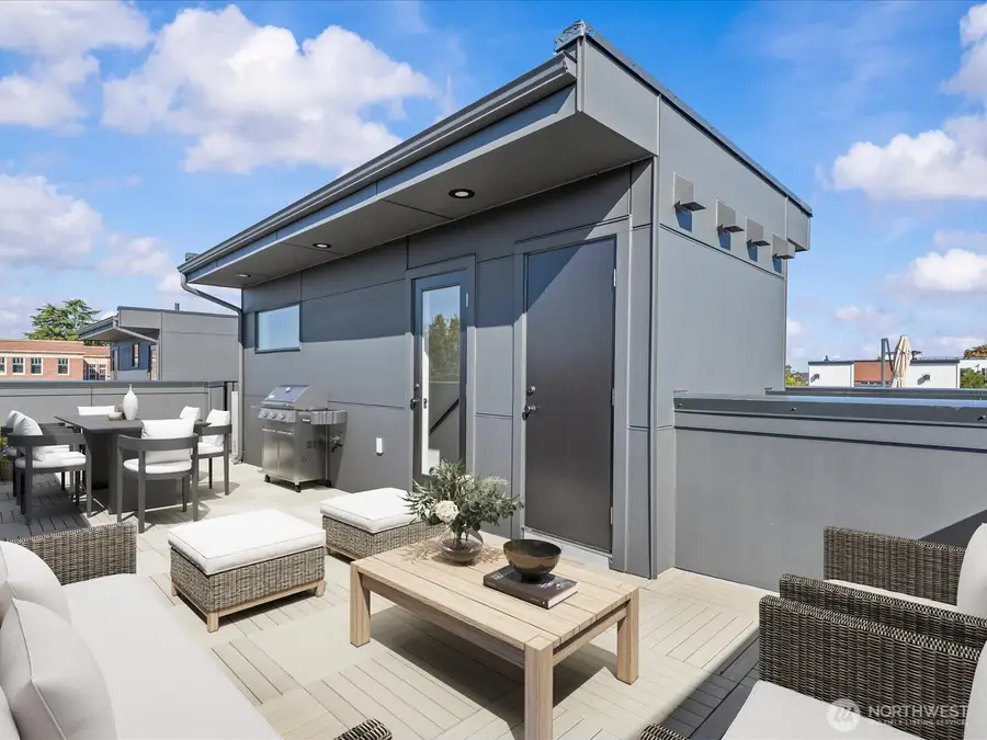 4328 Woodlawn Avenue N #A, Seattle, WA 98103 - #2