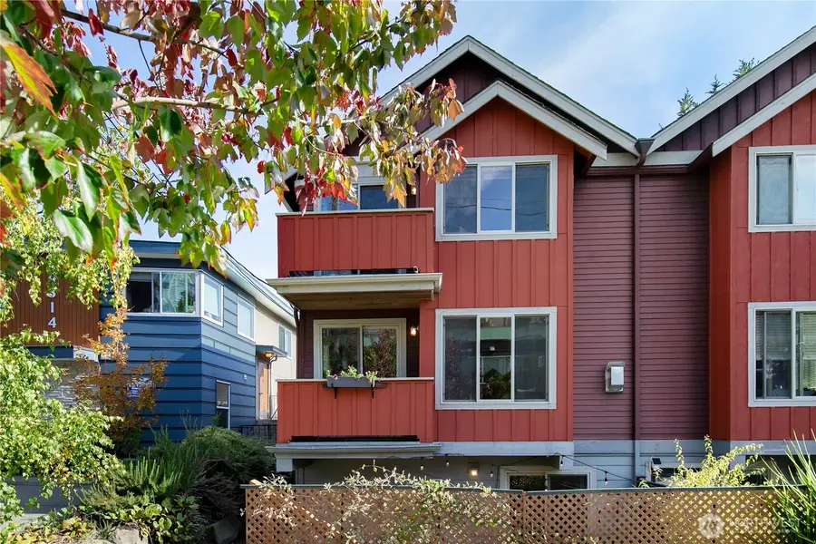 4306 Winslow Place N #B, Seattle, WA 98103 - #2