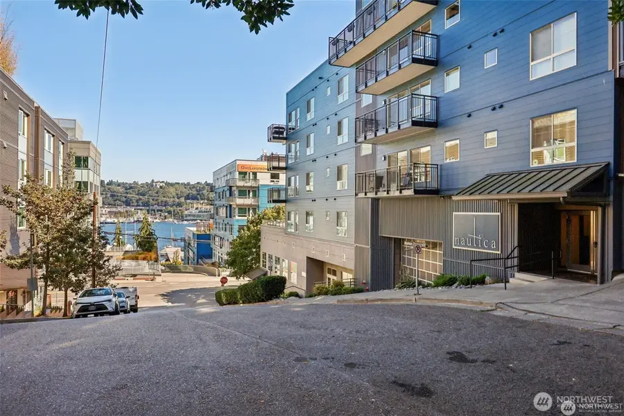 1425 Dexter Avenue N #611, Seattle, WA 98109 - #2