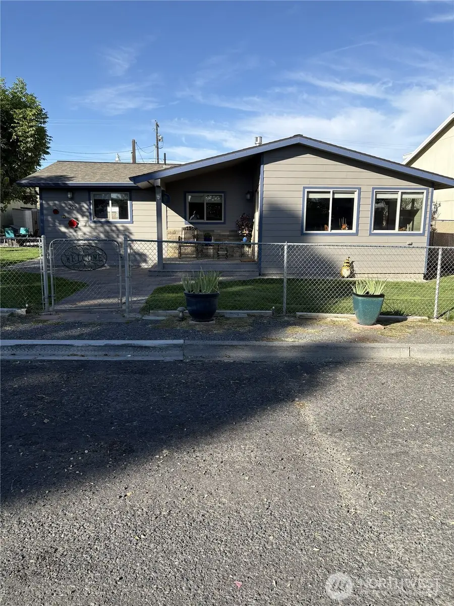 219 N Juniper, Soap Lake, WA 98851 - #2