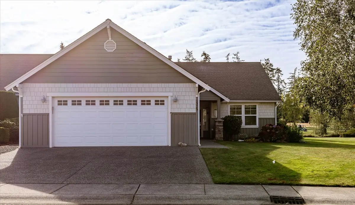 1325 SW Xavier Drive, Oak Harbor, WA 98277 - #1