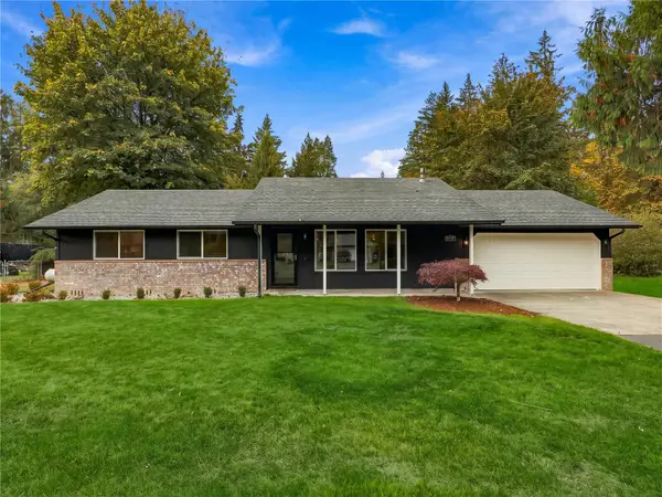 8729 Silver Fox Ct Sw, Olympia, WA 98512