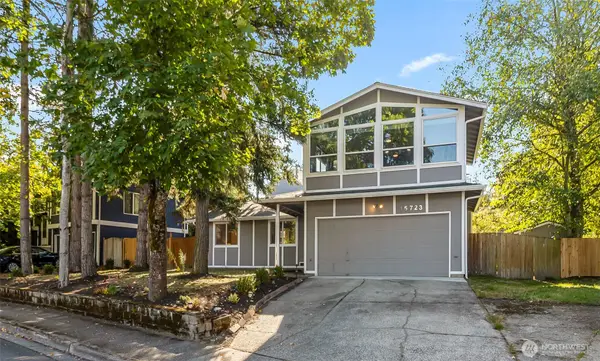 15723 NE 109th Street, Redmond, WA 98052