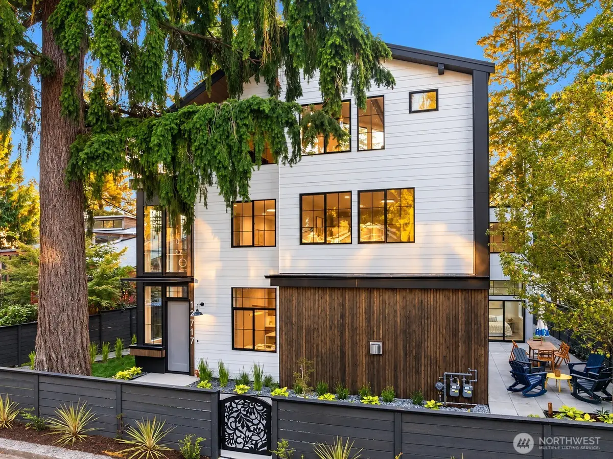 12717 4th Ave Nw, Seattle, WA 98177 - #1