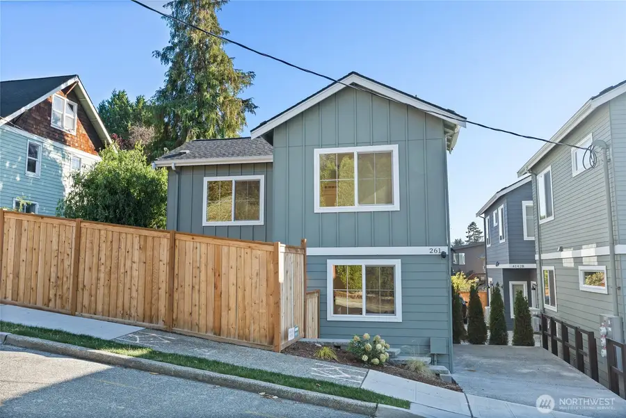 261 NW 42nd Avenue, Seattle, WA 98107 - #2