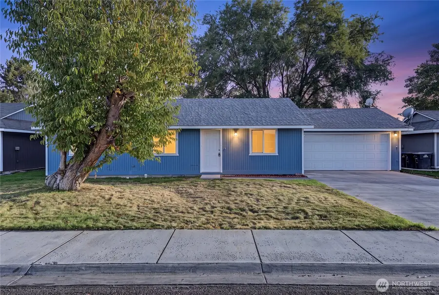 1016 E Hayden Drive, Moses Lake, WA 98837 - #2